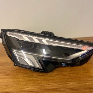 FAR KOMPLE SOL LEDLİ BEYİNLİ AUDI A3 2019 8Y0941033