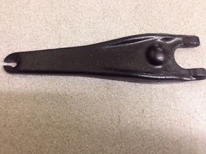 DEBRİYAJ ÇATALI MGN I-KNG I-LGN I-CLIO II 7700112818-7701112818