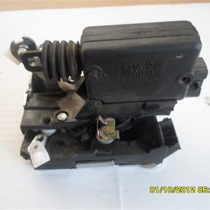 KAPI KİLİDİ ÖN SAĞ R19 MOTORLU 7702255432