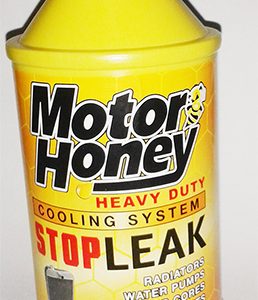 RADYATÖR ÇATLAK İLACI 300ml. SIVI ANTİFRİZ UYUMLU STOPLEAK U.S.A. KOLİSİ 15 ADET