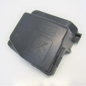 SİGORTA KUTUSU ÜST KAPAK CLIO IV-CAPTUR