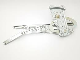 SAĞ ÖN CAM KRİKOSU MEGANE 3-FLUENCE