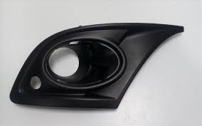 SİS FAR ÇERÇEVESİ SOL MEGANE 3 623844467R-623849670R